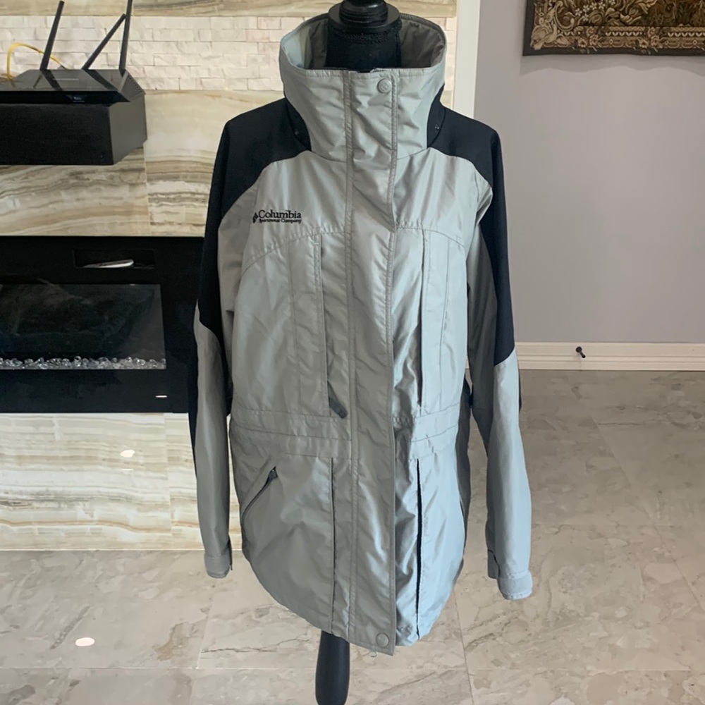 Columbia Gray Zip Up Jacket Size L